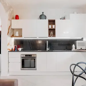 Fall In With Apartment Bellano
