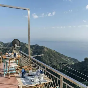 La Finestra Sul Mare A Drignana Holiday home Vernazza